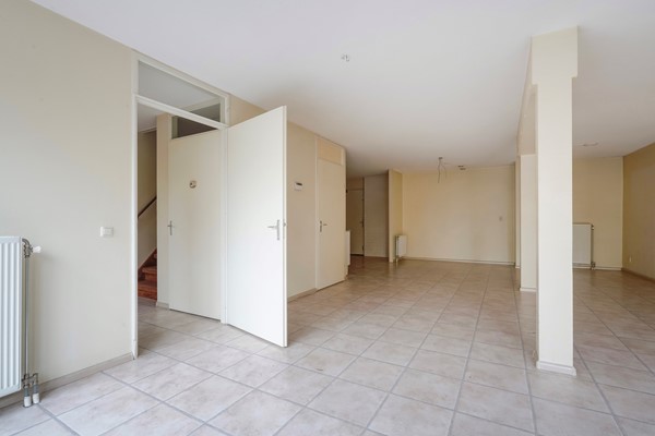 Medium property photo - Marga Klompéstraat 9, 2552 HL Den Haag
